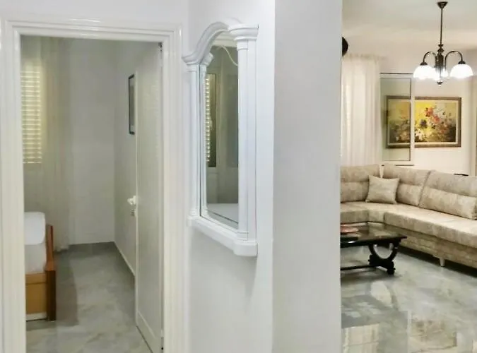 公寓 With Enchanting Garden 格勒姆