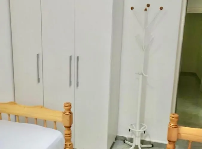 With Enchanting Garden Lejlighed *